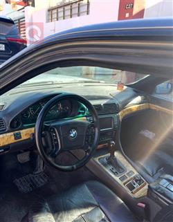 بي ام دبليو الفئة 7